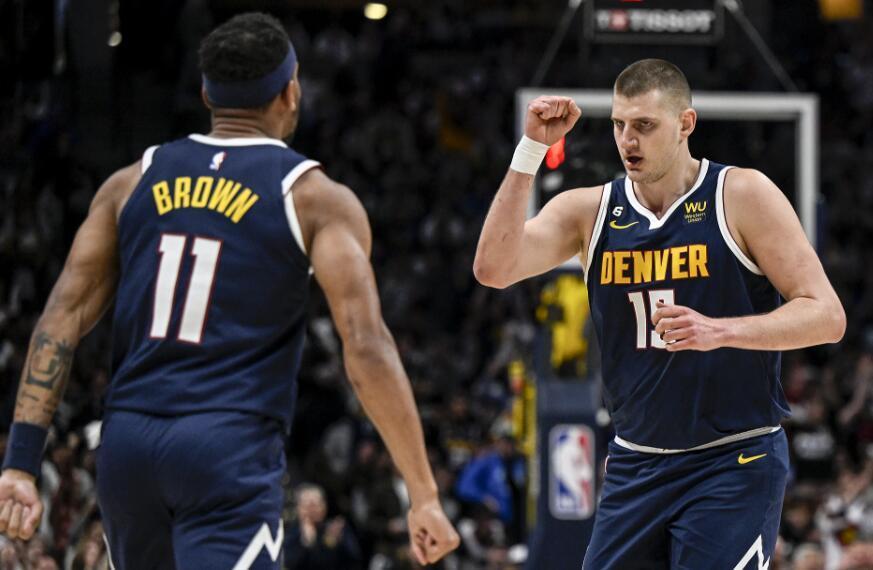  爱德华兹47分创森林狼队史  